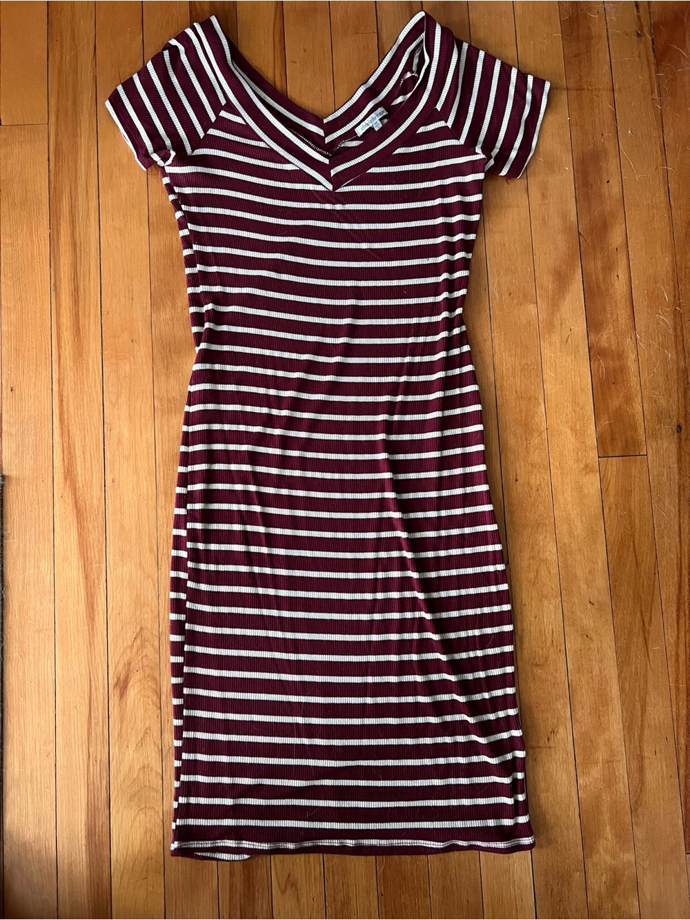 Striped V-Neck Short Sleeve Dress in Burgundy and Cream